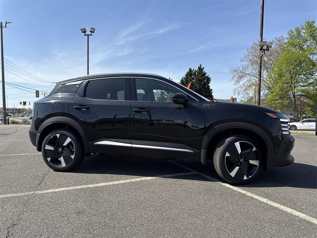 new 2025 Nissan Kicks car, priced at $28,334
