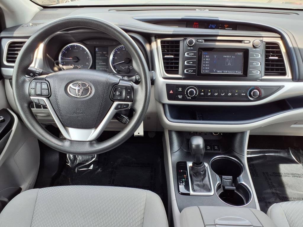 used 2019 Toyota Highlander car, priced at $22,999