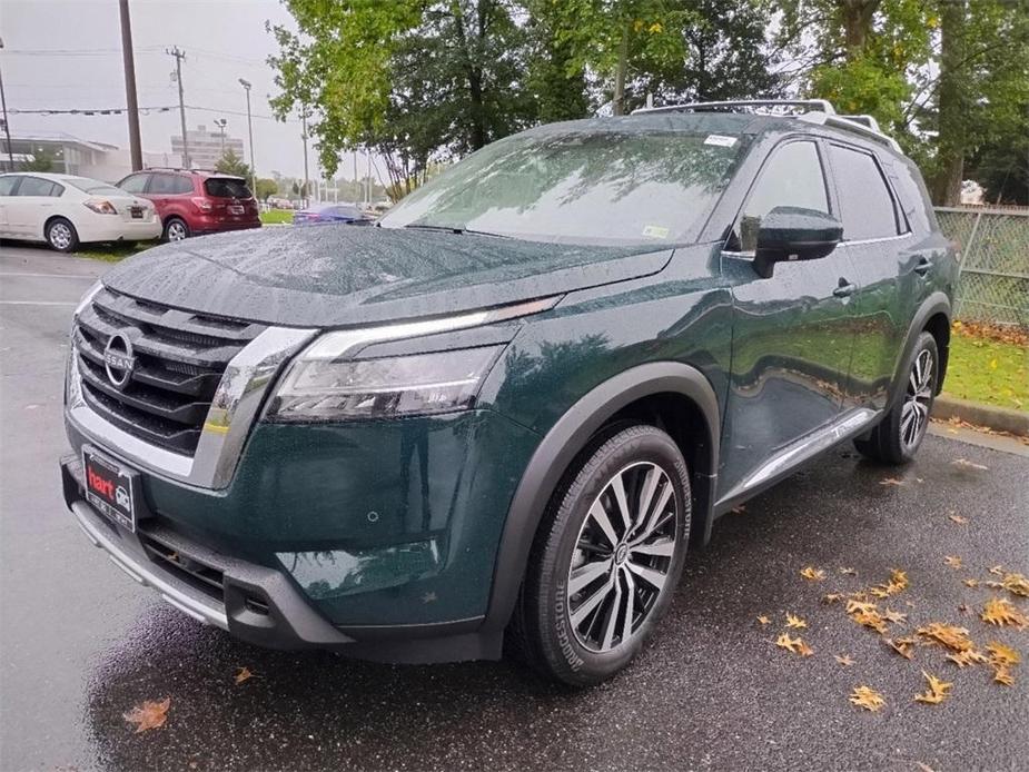 new 2024 Nissan Pathfinder car, priced at $49,640