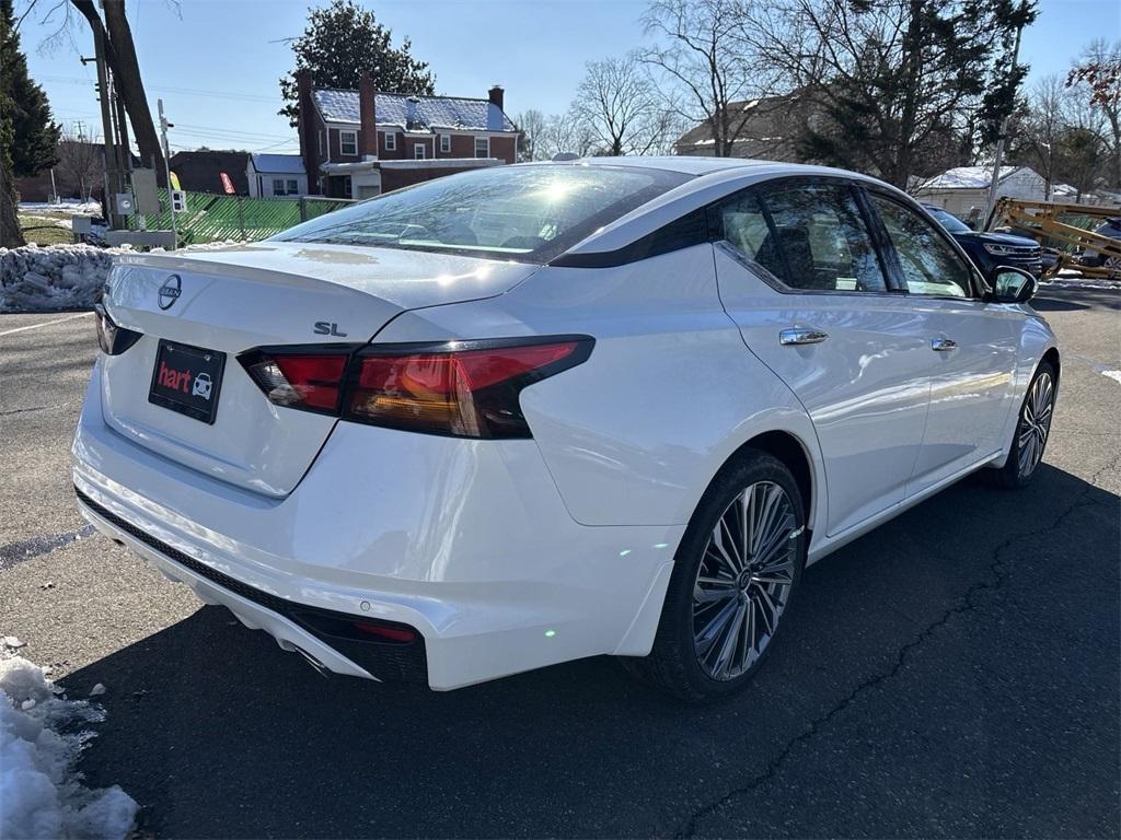 new 2025 Nissan Altima car