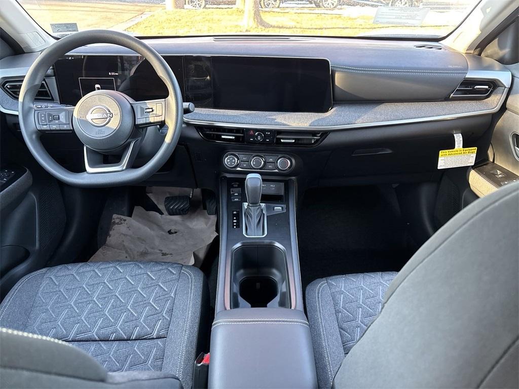 new 2025 Nissan Kicks car, priced at $26,423