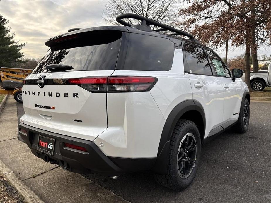 new 2025 Nissan Pathfinder car