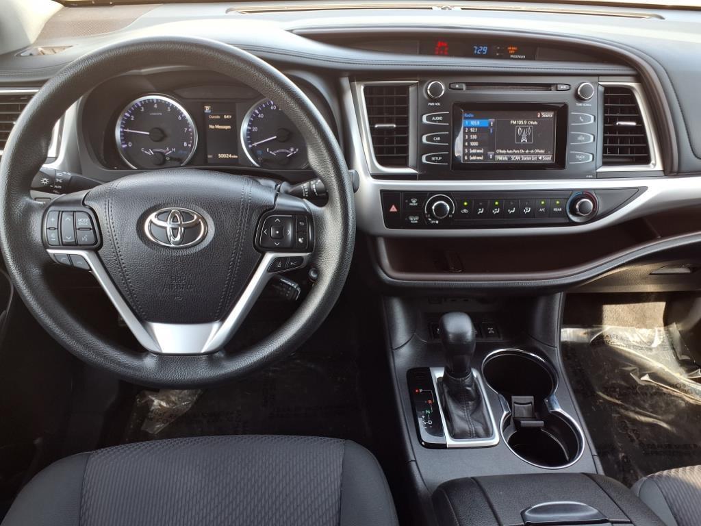 used 2019 Toyota Highlander car, priced at $26,999