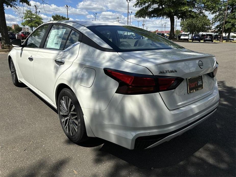 new 2024 Nissan Altima car, priced at $25,295