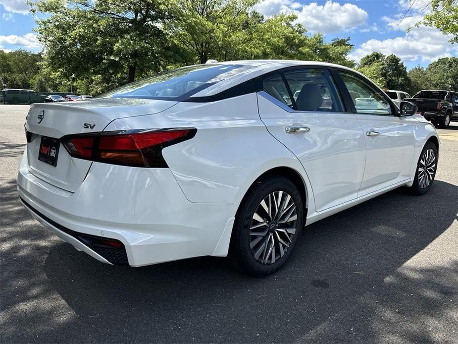 new 2024 Nissan Altima car, priced at $25,295