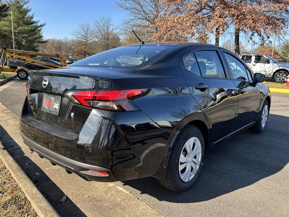 new 2025 Nissan Versa car