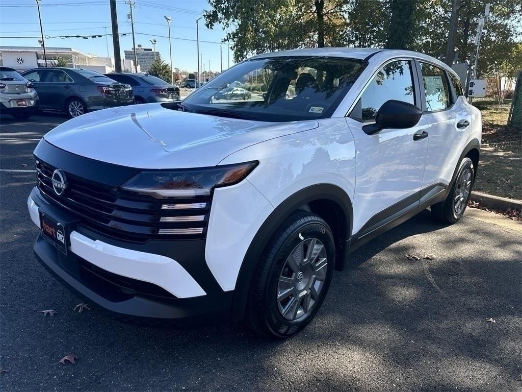 new 2025 Nissan Kicks car, priced at $24,089