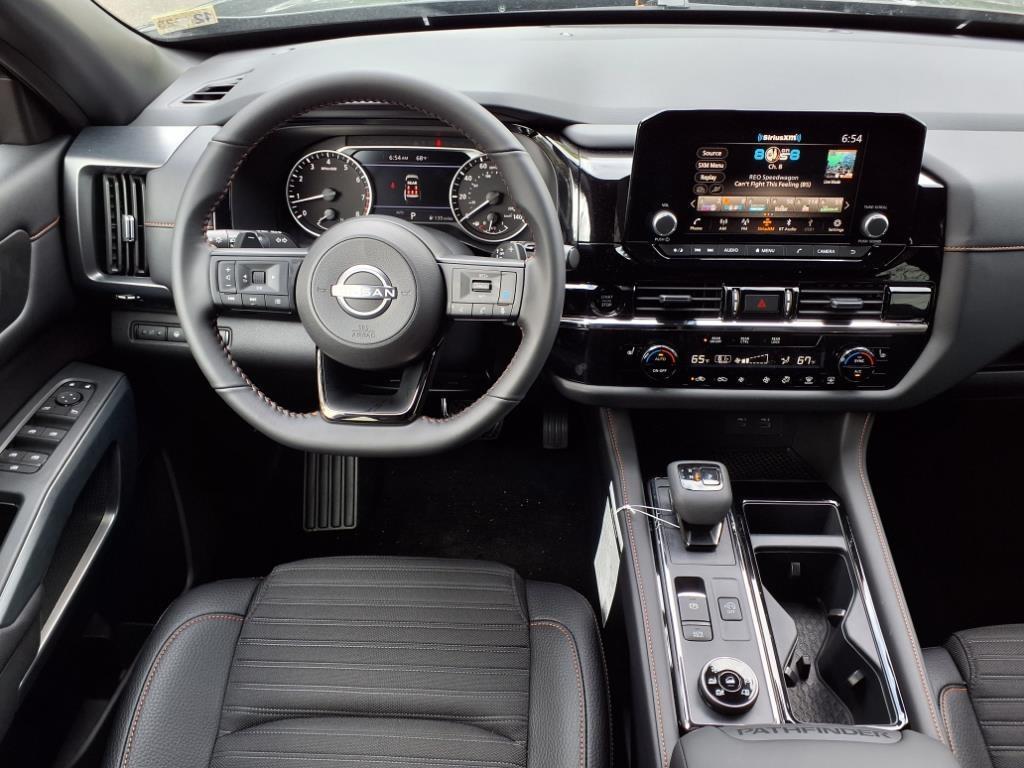 new 2025 Nissan Pathfinder car, priced at $40,500