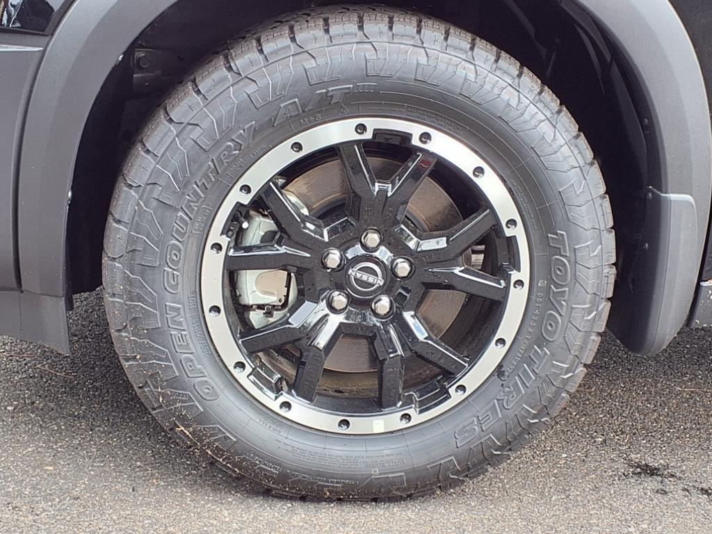 new 2025 Nissan Pathfinder car, priced at $40,500