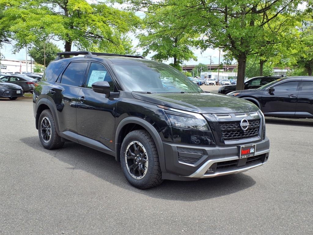 new 2025 Nissan Pathfinder car, priced at $40,500