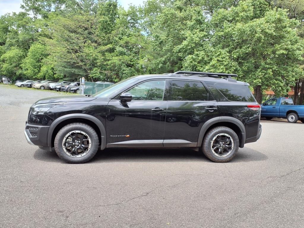 new 2025 Nissan Pathfinder car, priced at $40,500