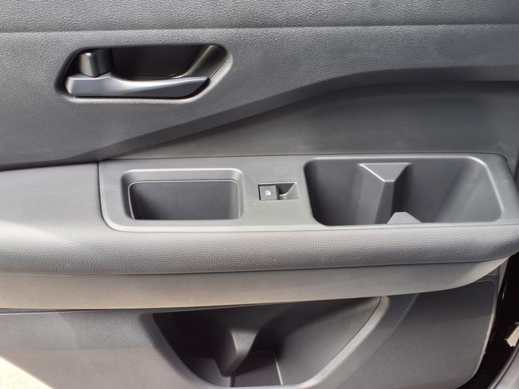 new 2025 Nissan Pathfinder car, priced at $40,500