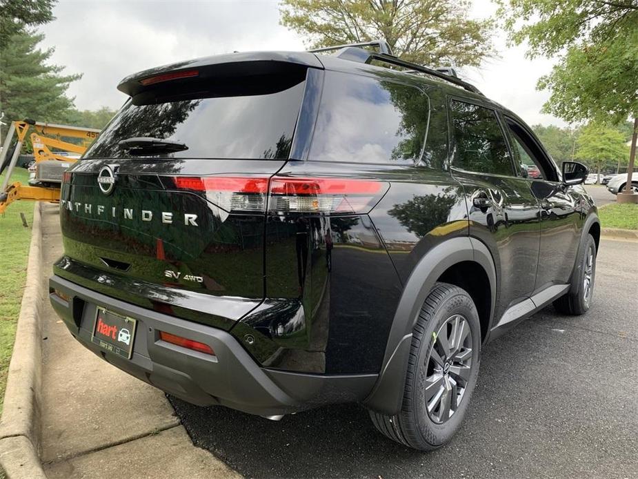 new 2024 Nissan Pathfinder car, priced at $39,732