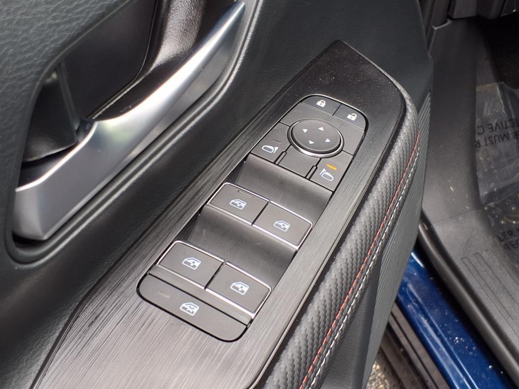 new 2025 Nissan Kicks car, priced at $28,945
