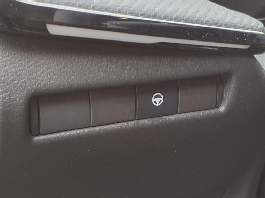 new 2025 Nissan Kicks car, priced at $28,945