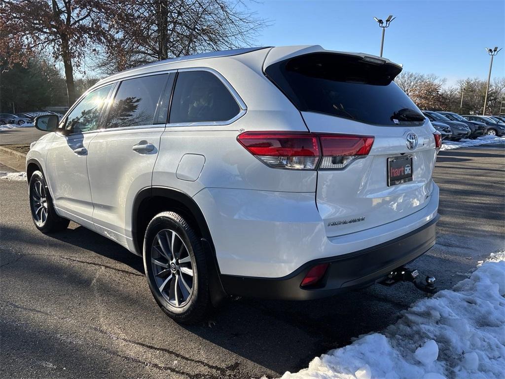 used 2018 Toyota Highlander car, priced at $18,500