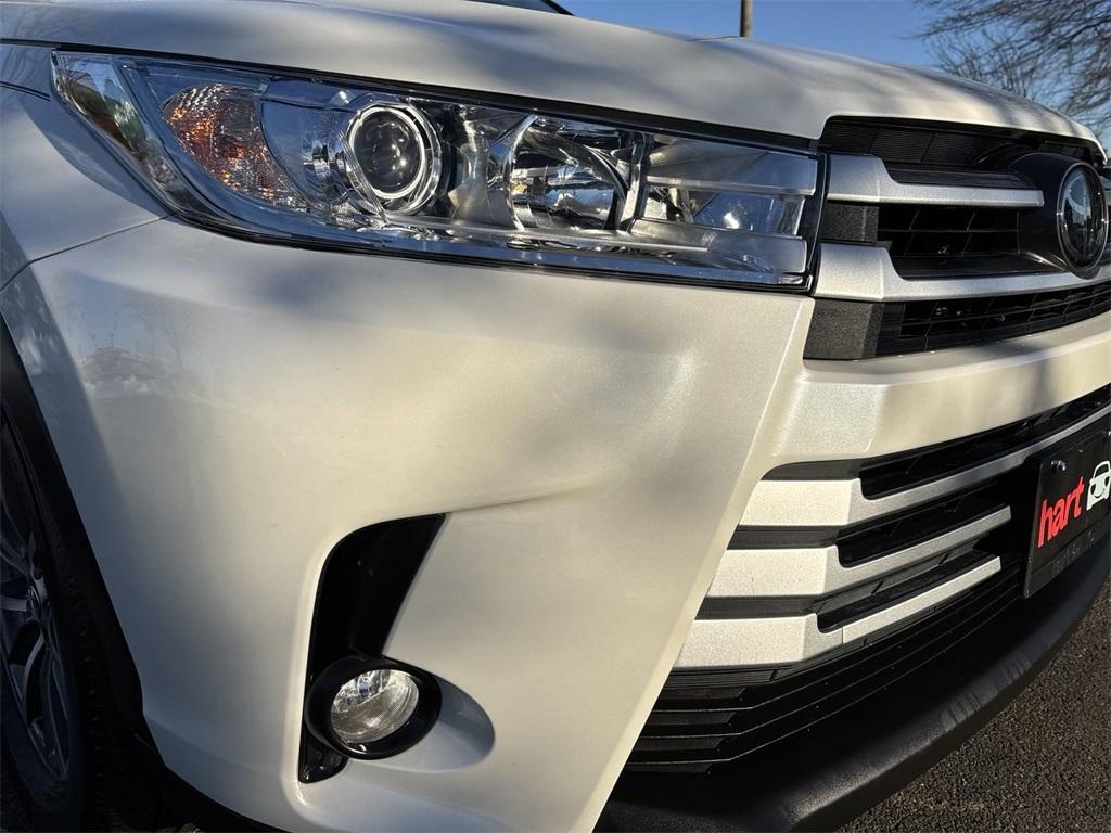 used 2018 Toyota Highlander car, priced at $18,500