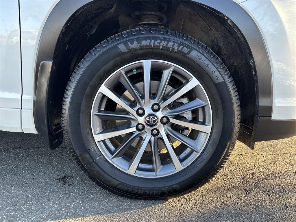 used 2018 Toyota Highlander car, priced at $18,500