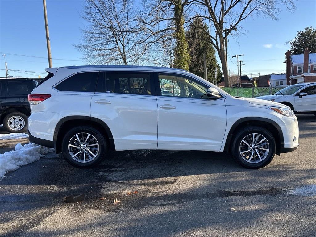 used 2018 Toyota Highlander car, priced at $18,500