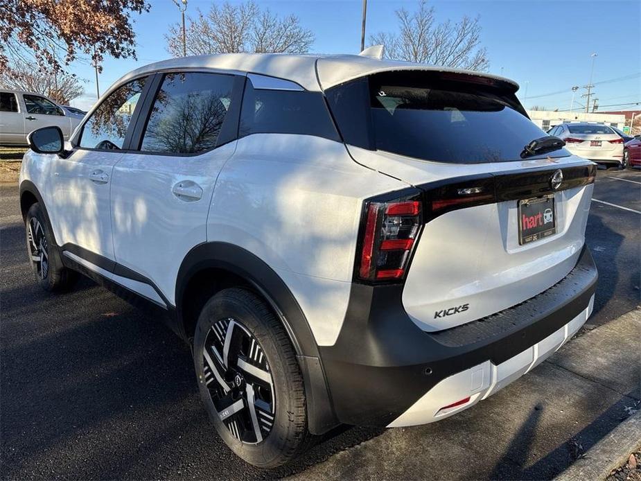 new 2025 Nissan Kicks car