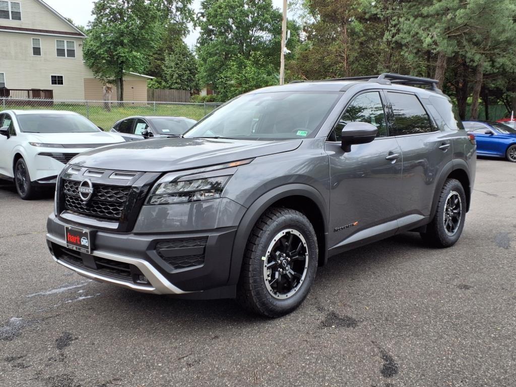 new 2025 Nissan Pathfinder car, priced at $40,500