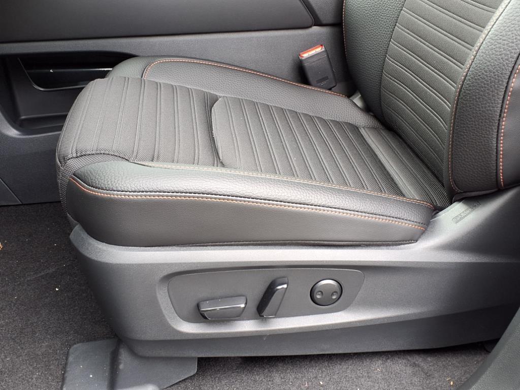 new 2025 Nissan Pathfinder car, priced at $40,500