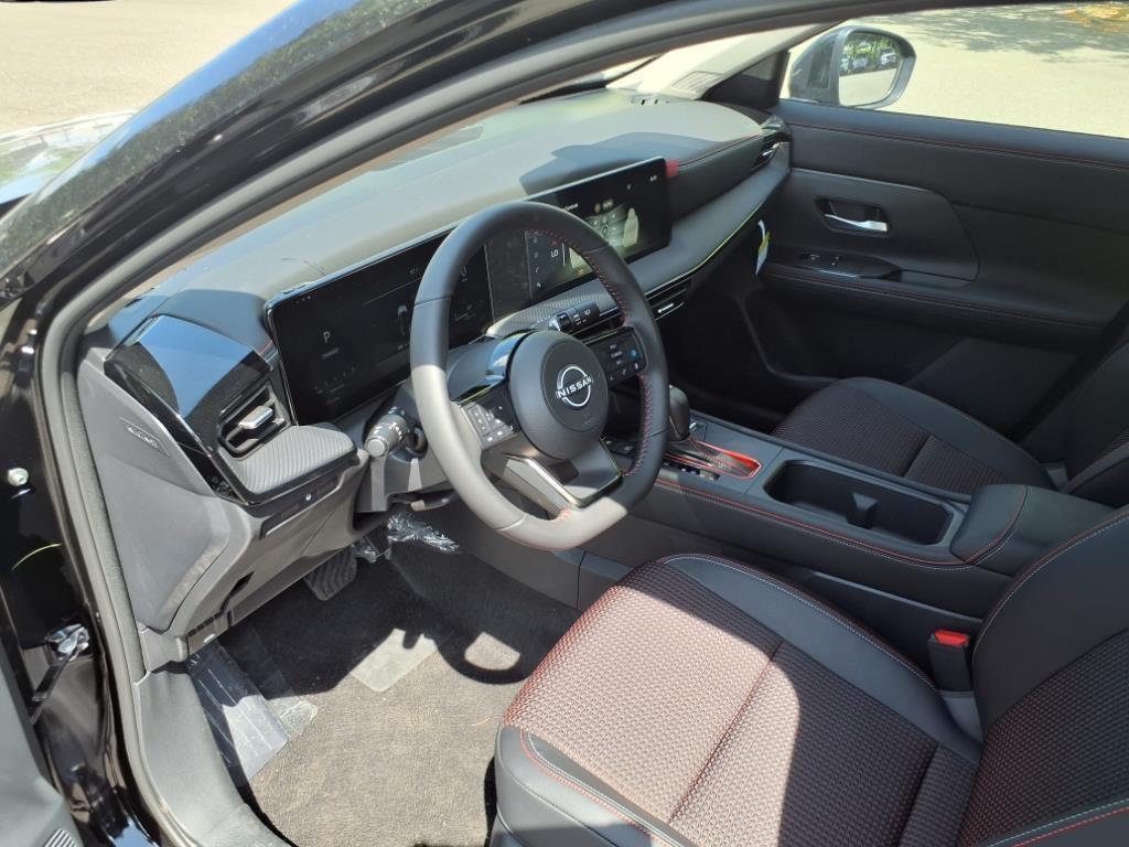 new 2025 Nissan Kicks car, priced at $28,411