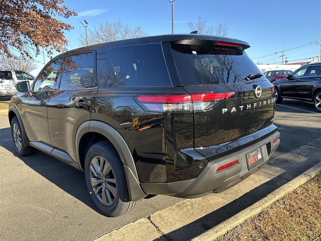 new 2025 Nissan Pathfinder car