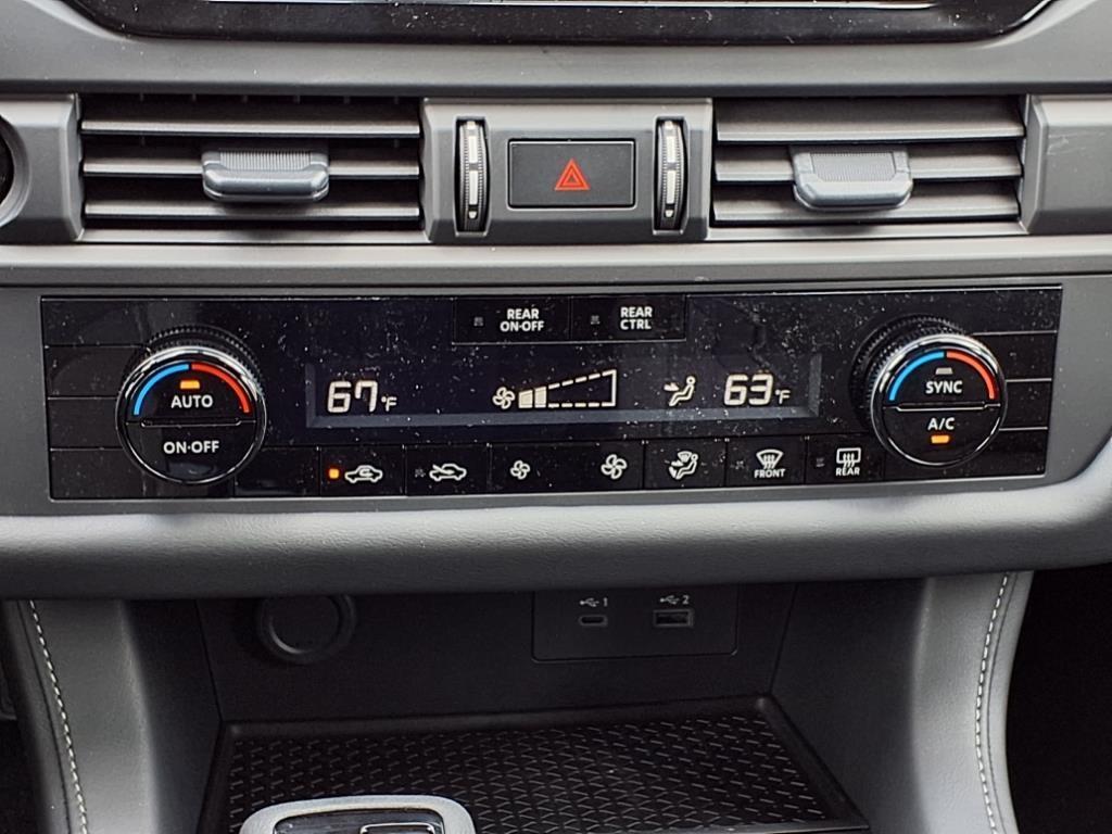 new 2025 Nissan Pathfinder car, priced at $34,718