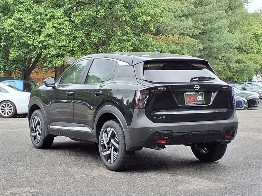 new 2025 Nissan Kicks car, priced at $24,487