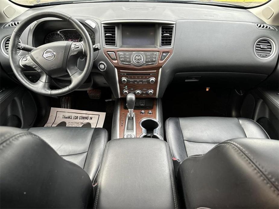 used 2020 Nissan Pathfinder car