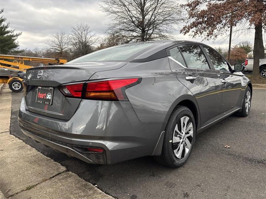 new 2025 Nissan Altima car