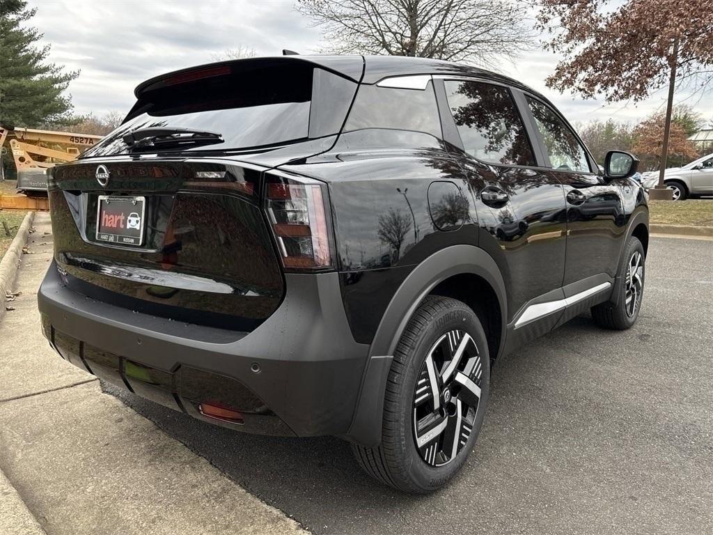 new 2025 Nissan Kicks car, priced at $24,487