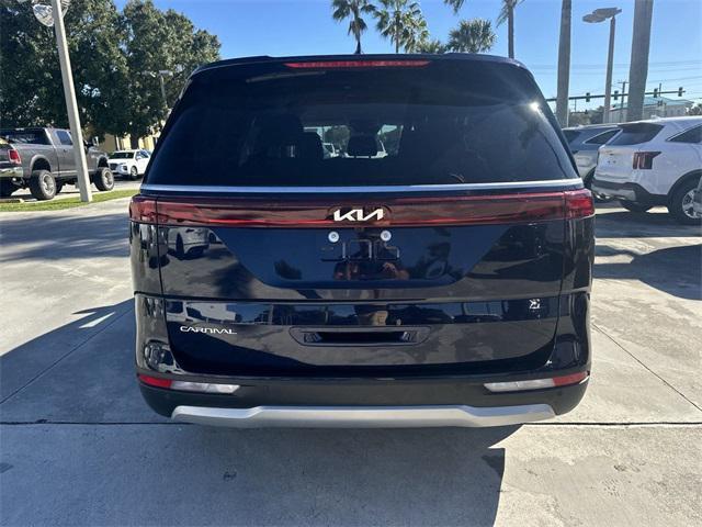 used 2023 Kia Carnival car, priced at $28,999