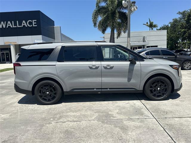new 2025 Kia Carnival Hybrid car, priced at $57,735
