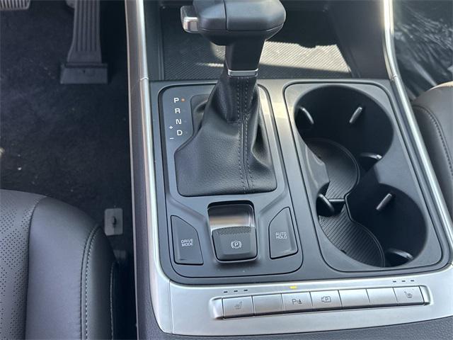 new 2025 Kia Carnival car, priced at $41,150