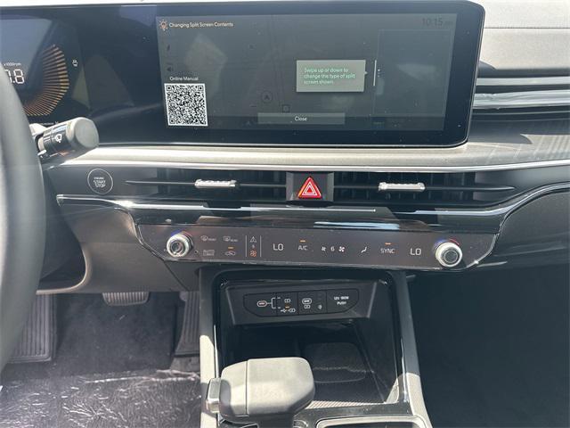 new 2025 Kia K5 car, priced at $32,395