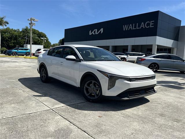 new 2025 Kia K4 car, priced at $24,970