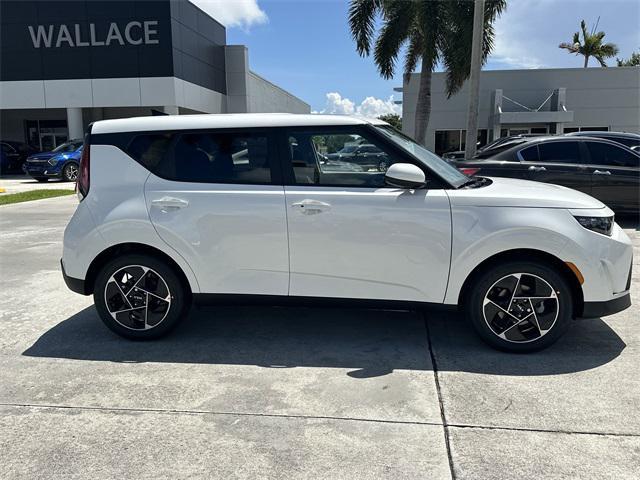 new 2025 Kia Soul car, priced at $26,705