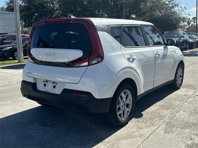 used 2022 Kia Soul car, priced at $16,999