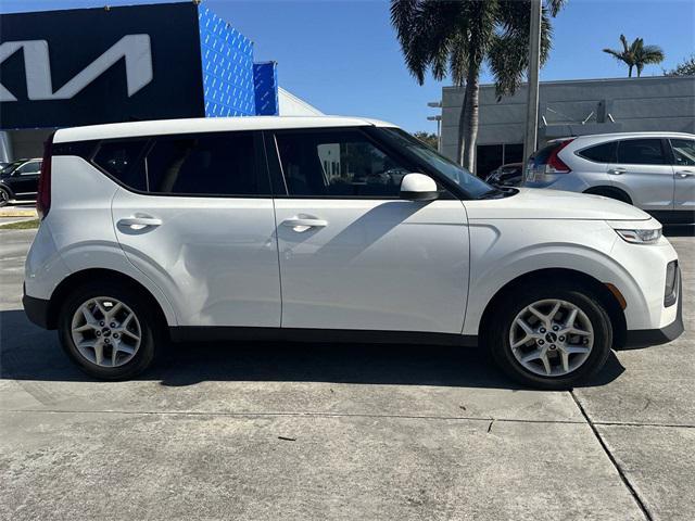 used 2022 Kia Soul car, priced at $16,999