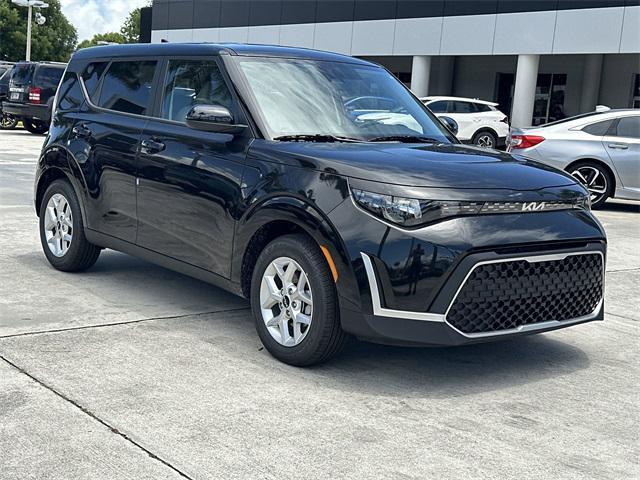 new 2025 Kia Soul car, priced at $22,905