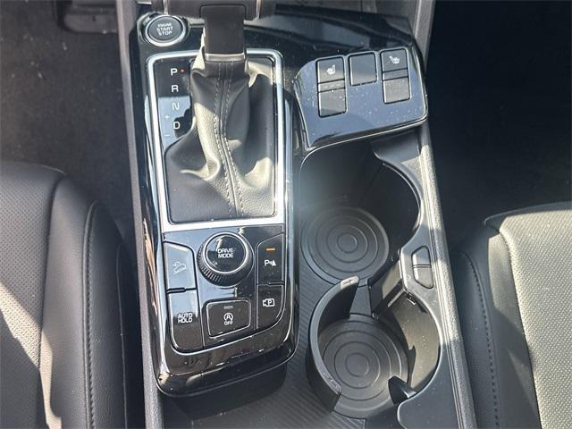 new 2025 Kia Sportage car, priced at $34,975