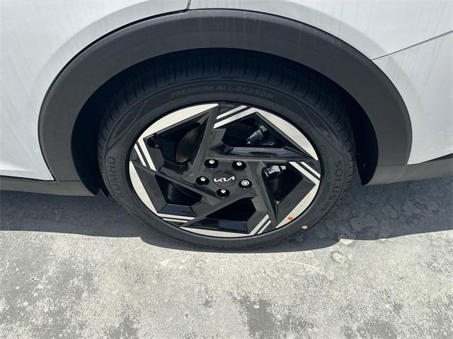new 2025 Kia K4 car, priced at $26,085