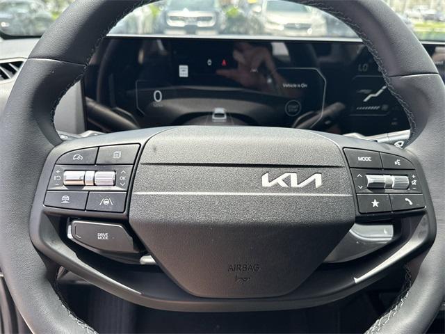 new 2025 Kia K4 car, priced at $26,085