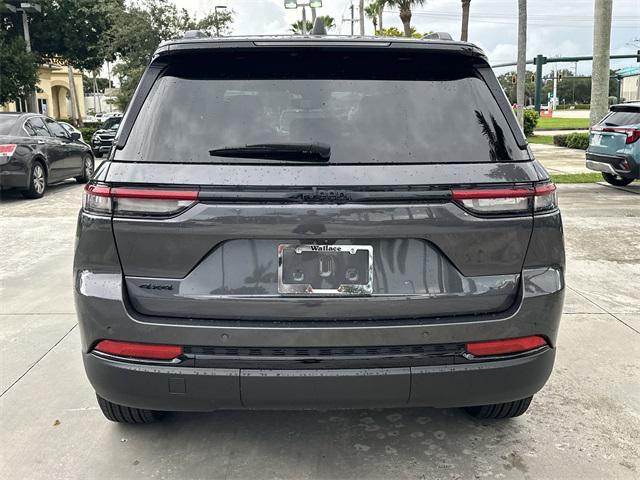 used 2024 Jeep Grand Cherokee car, priced at $35,498
