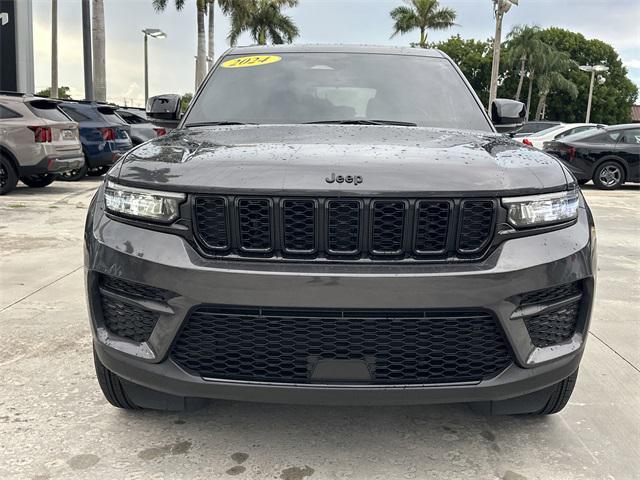 used 2024 Jeep Grand Cherokee car, priced at $35,498