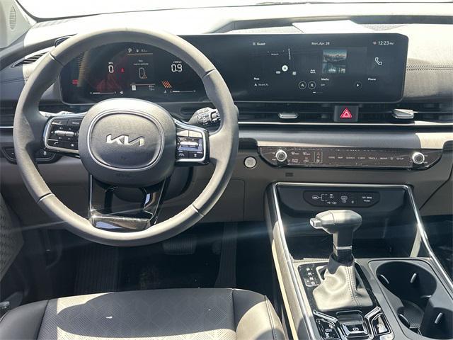 new 2025 Kia Carnival car, priced at $42,965