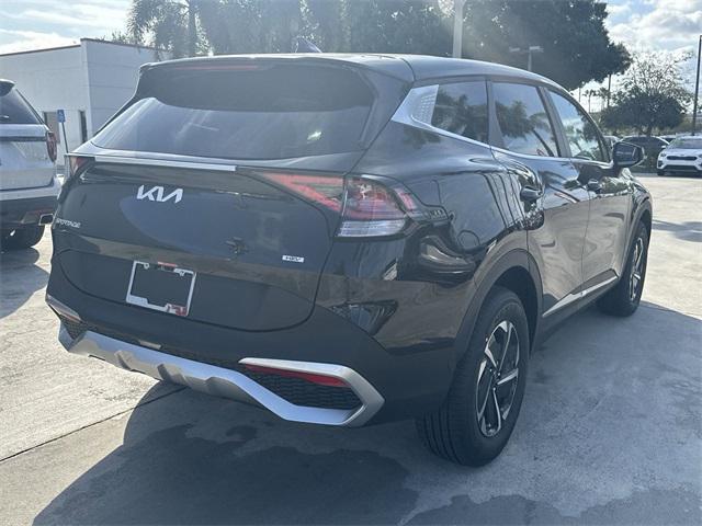 new 2024 Kia Sportage Hybrid car, priced at $31,940