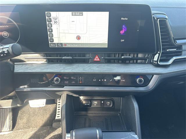 new 2025 Kia Sportage car, priced at $38,585
